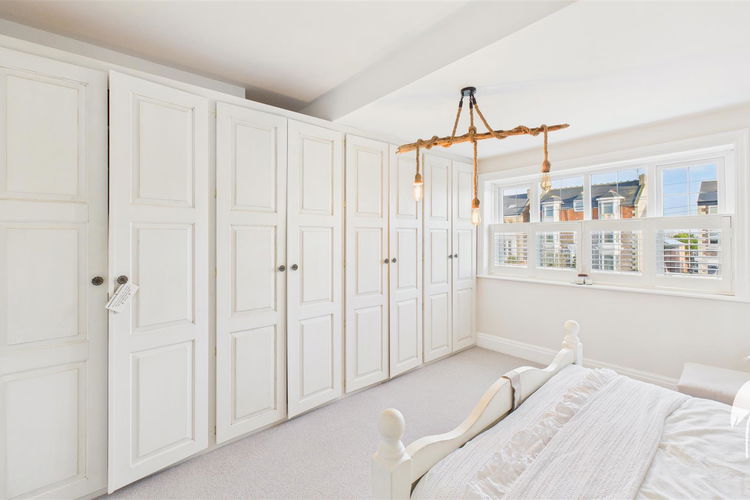 Bedroom 1 - Picture 20 of 36