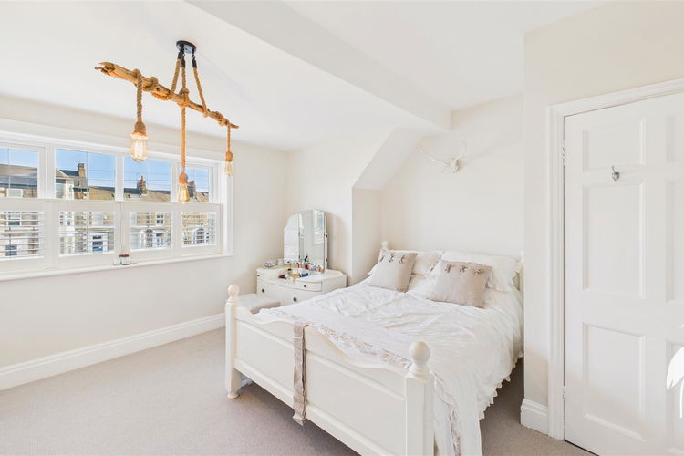 Bedroom 1 - Picture 21 of 36