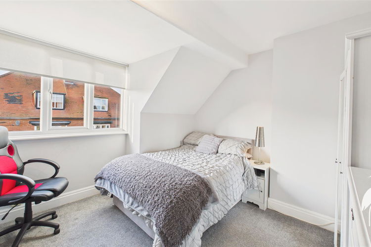 Bedroom 2 - Picture 23 of 36