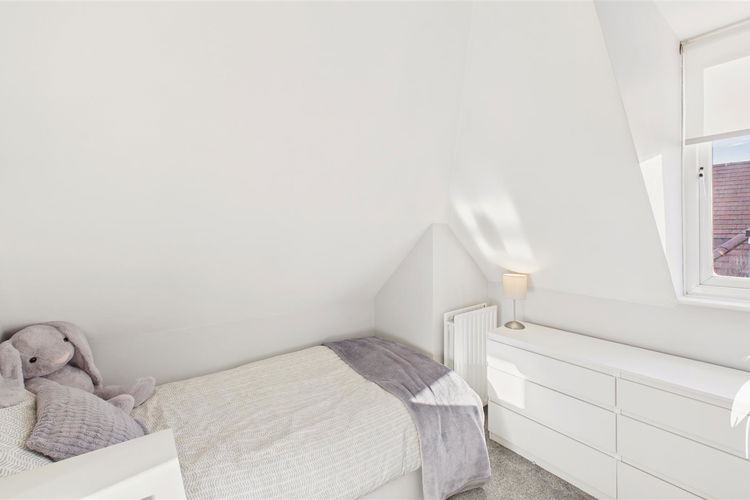 Bedroom 3 - Picture 25 of 36