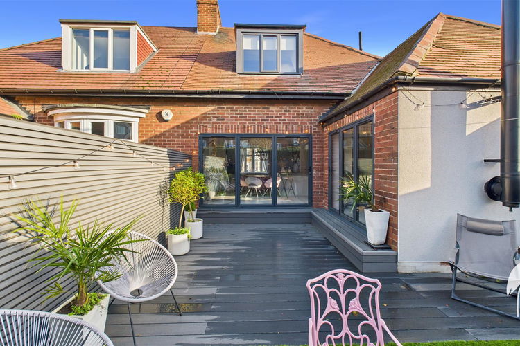 Outside - Picture 35 of 36