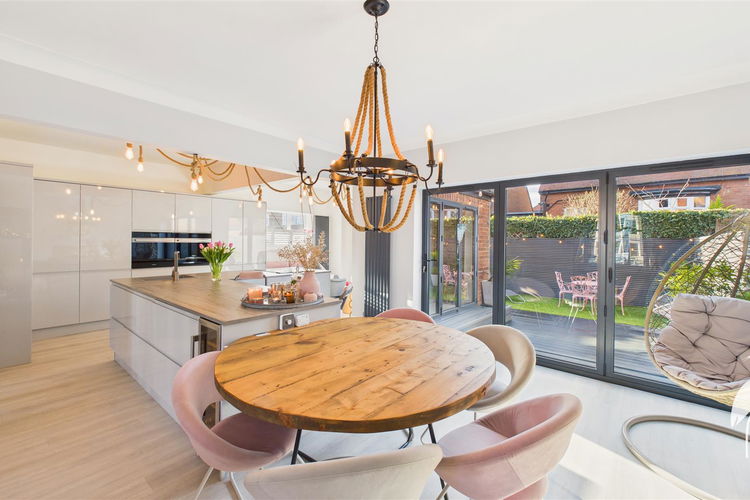 Open Plan Kitchen/Dining Area & Snug - Picture 5 of 36