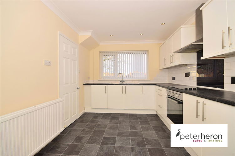 Dining/Kitchen - Picture 5 of 14