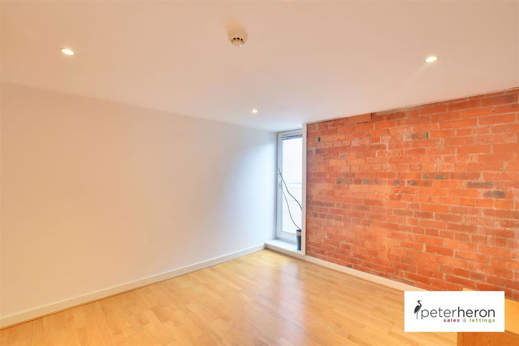 Bedroom 2 - Picture 12 of 16