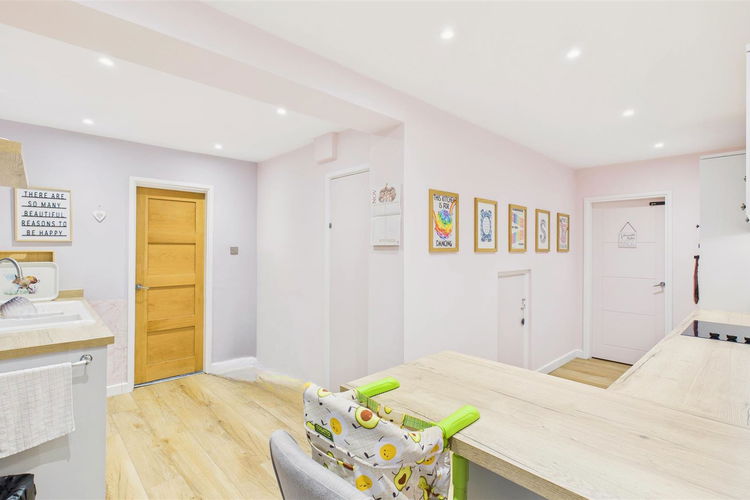 Breakfasting Kitchen - Picture 9 of 26