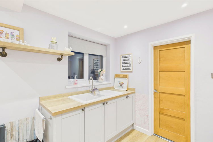 Breakfasting Kitchen - Picture 11 of 26