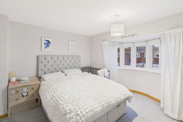 Bedroom 1 - Picture 13 of 26