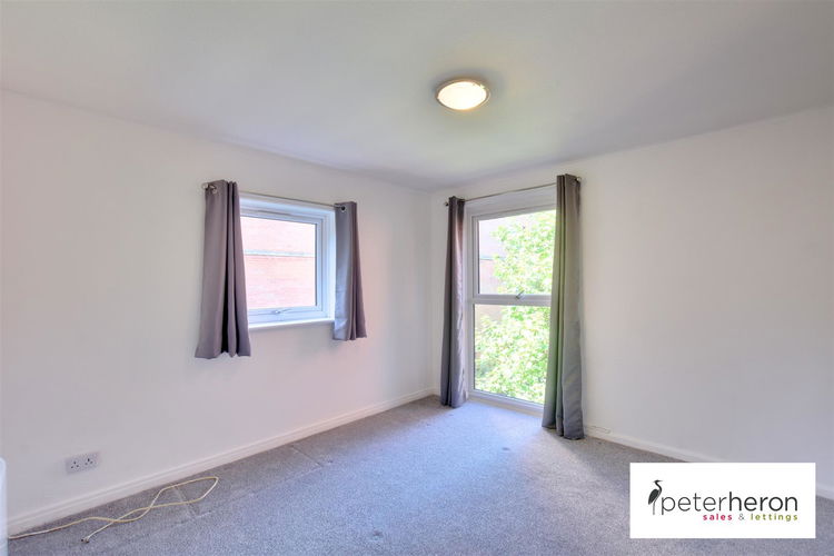 Bedroom - Picture 6 of 11