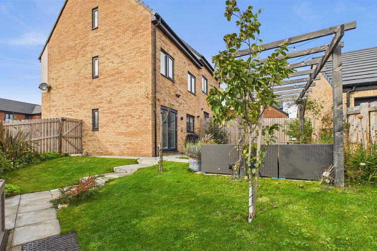 Outside - Picture 22 of 23