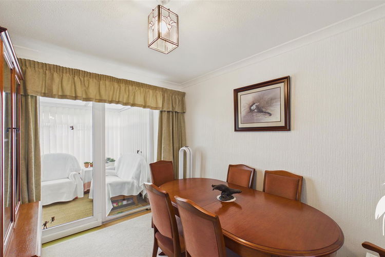 Dining Room - Picture 5 of 24