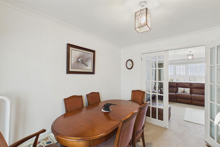 Dining Room - Picture 6 of 24