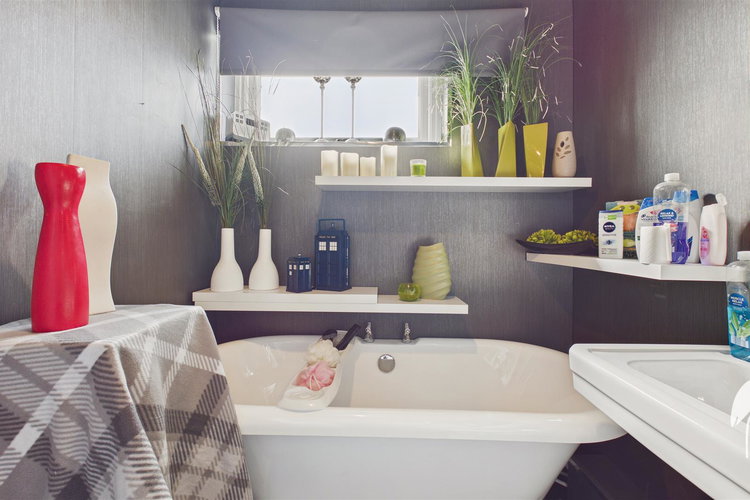 Bathroom - Picture 16 of 19