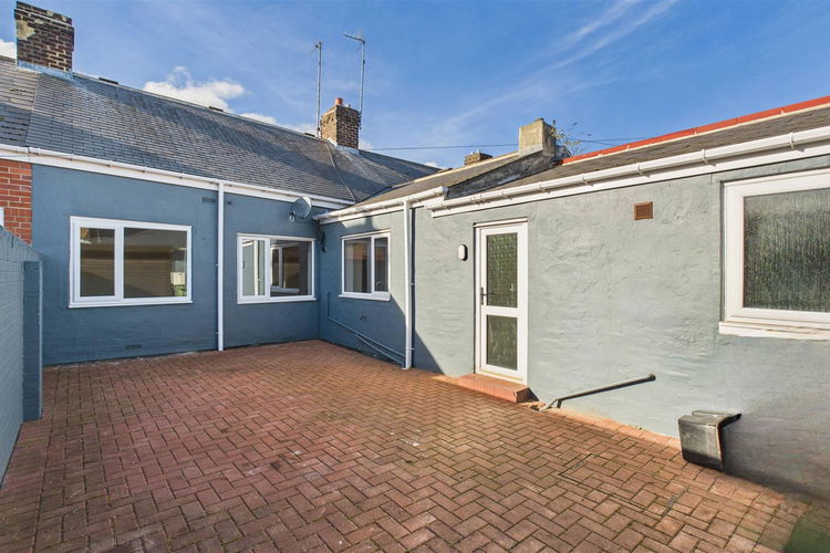 Outside - Picture 19 of 22