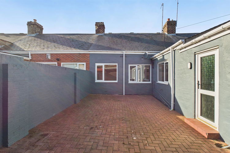 Outside - Picture 20 of 22