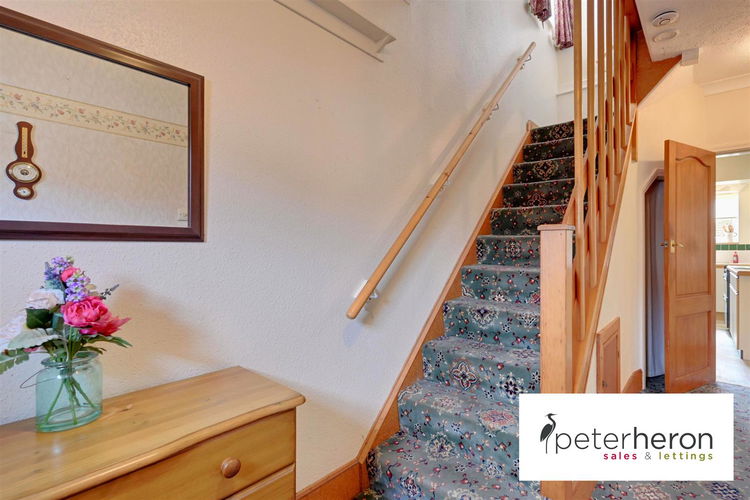 Entrance Hall - Picture 9 of 20
