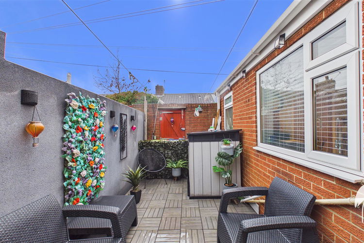 Outside - Picture 24 of 24