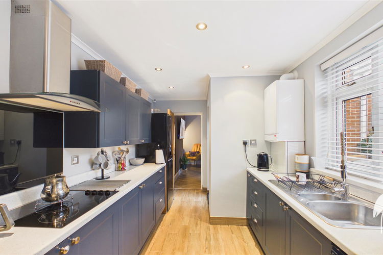 Kitchen - Picture 9 of 24