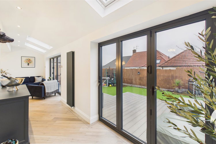 Open Plan Living Kitchen - Picture 15 of 46