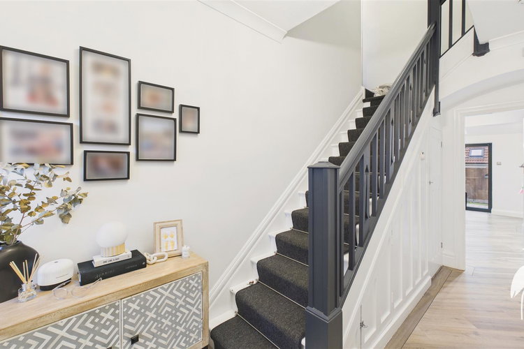 Reception Hall - Picture 22 of 46