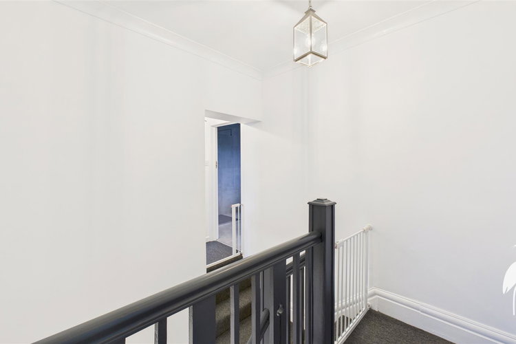 First Floor Landing - Picture 36 of 46