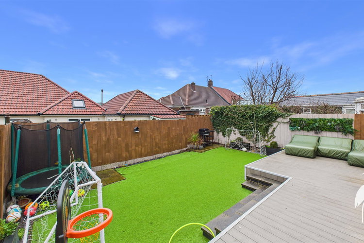 Outside - Picture 44 of 46