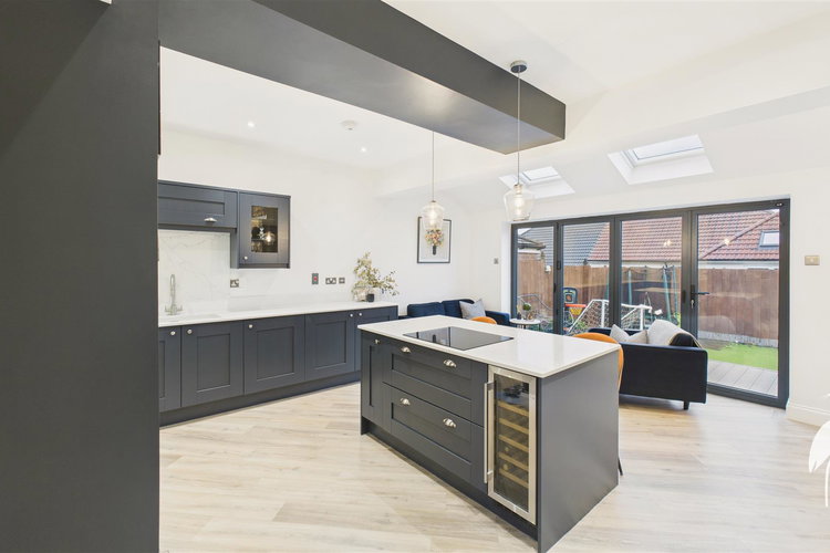 Open Plan Living Kitchen - Picture 5 of 46