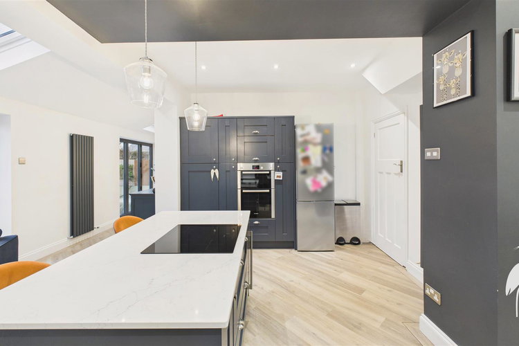 Open Plan Living Kitchen - Picture 6 of 46