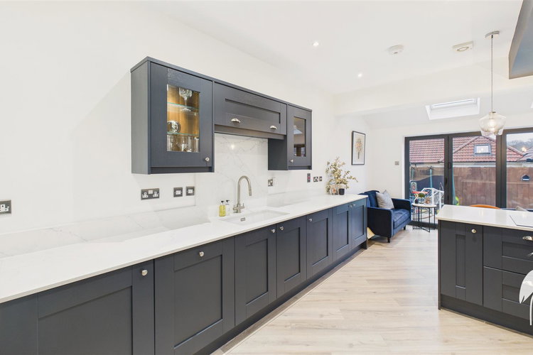 Open Plan Living Kitchen - Picture 10 of 46