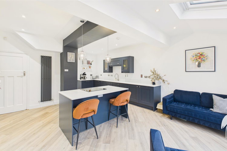 Open Plan Living Kitchen - Picture 12 of 46