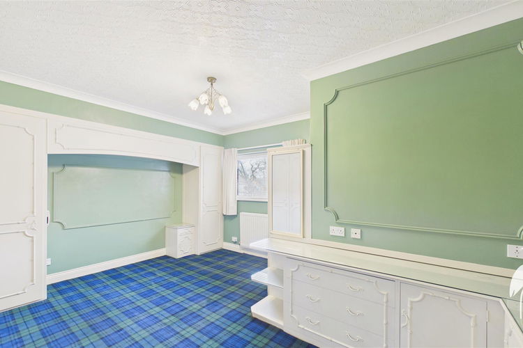 Bedroom 1 - Picture 13 of 28