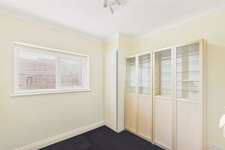 Bedroom 2 - Picture 18 of 28