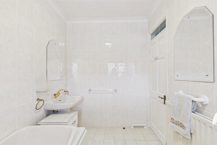 En-Suite Bathroom - Picture 16 of 31