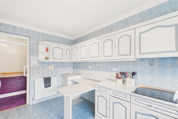 Kitchen - Picture 11 of 28