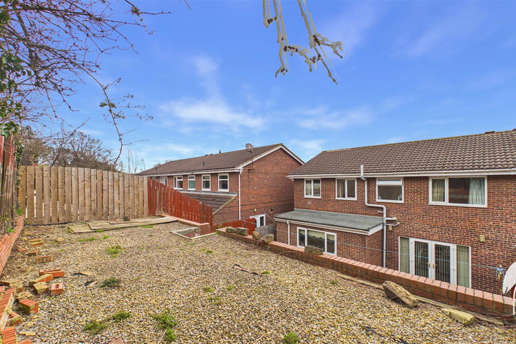 Outside - Picture 27 of 29