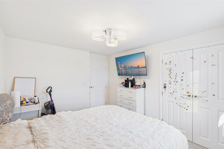 Bedroom 2 - Picture 12 of 17