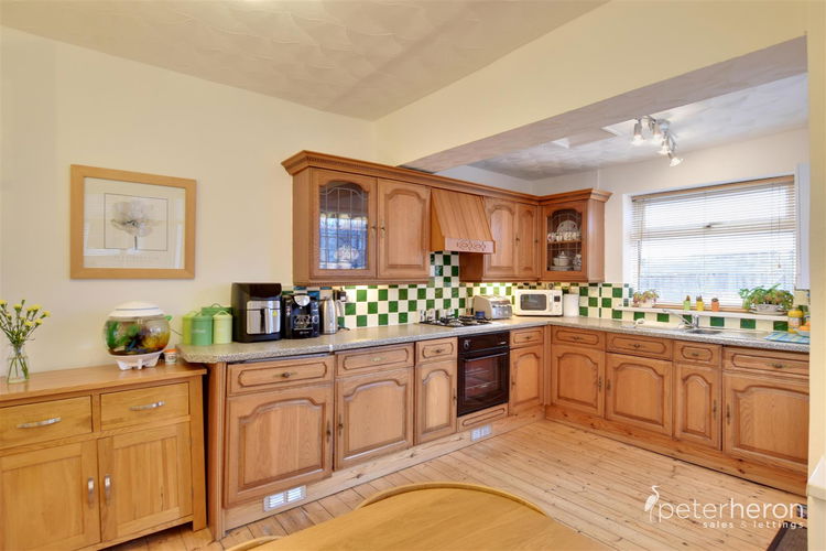 Dining Kitchen - Picture 4 of 15