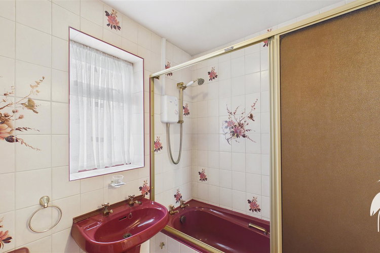 Bathroom - Picture 20 of 23