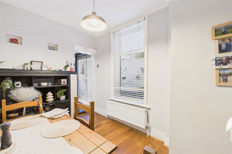 Breakfast Room - Picture 6 of 22