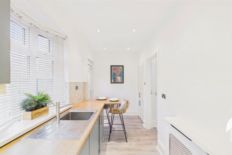 Breakfasting Kitchen - Picture 7 of 18