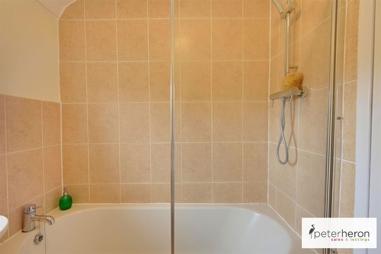 Bathroom - Picture 14 of 18