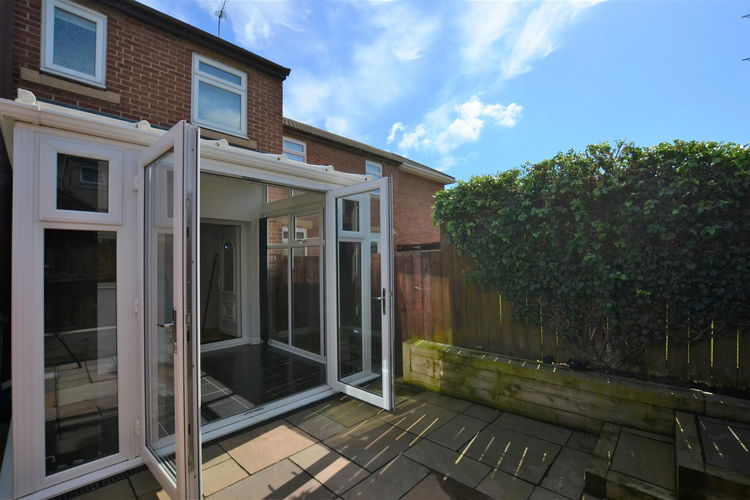 Highfield Place, Sunderland, Tyne & Wear, SR4 6LP £575 from Peter Heron