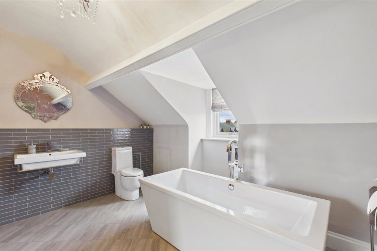 En-Suite Bathroom - Picture 38 of 45