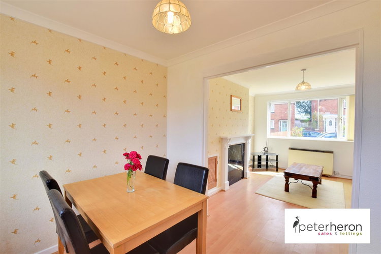 Dining Room - Picture 5 of 15