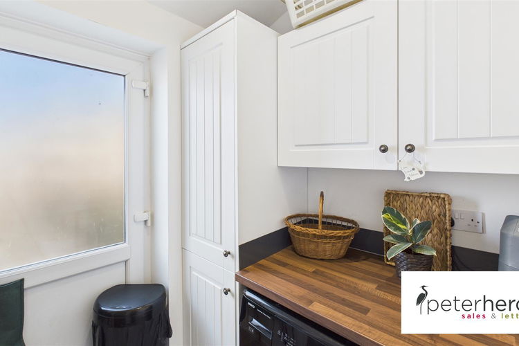 Utility - Picture 16 of 36