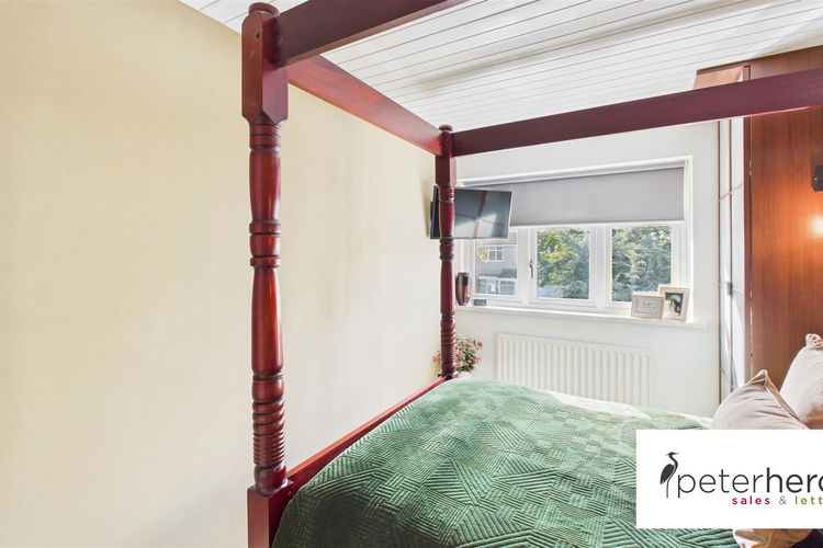 Bedroom 1 - Picture 22 of 36