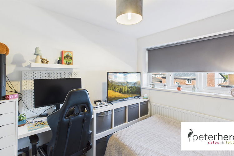 Bedroom 2 - Picture 24 of 36