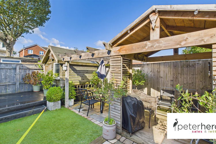 Outside - Picture 33 of 36