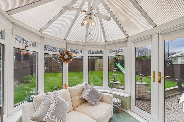 Conservatory - Picture 8 of 35