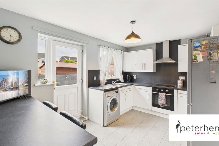 Breakfasting Kitchen - Picture 9 of 27