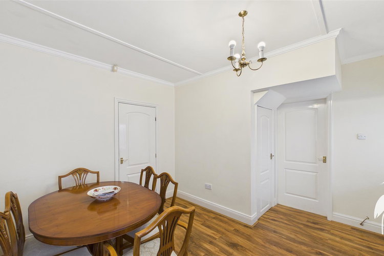 Dining Room - Picture 5 of 25